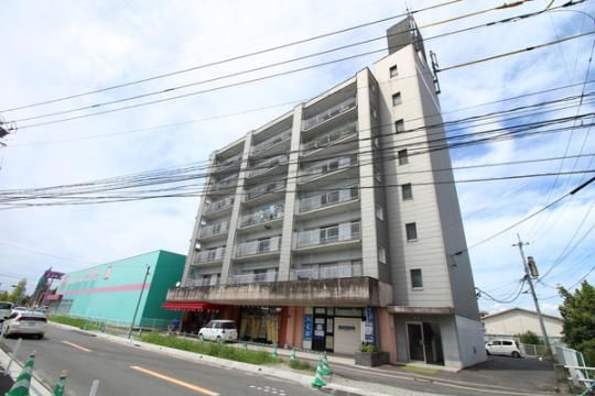 ���ꌧ����s�V�S�̃}���V�����̊Ԏ�