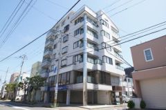 ���ꌧ�����s�����P���ڂ̃}���V�����̌����O��