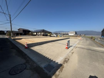 ���ꌧ����s�O����������̓y�n�̉摜